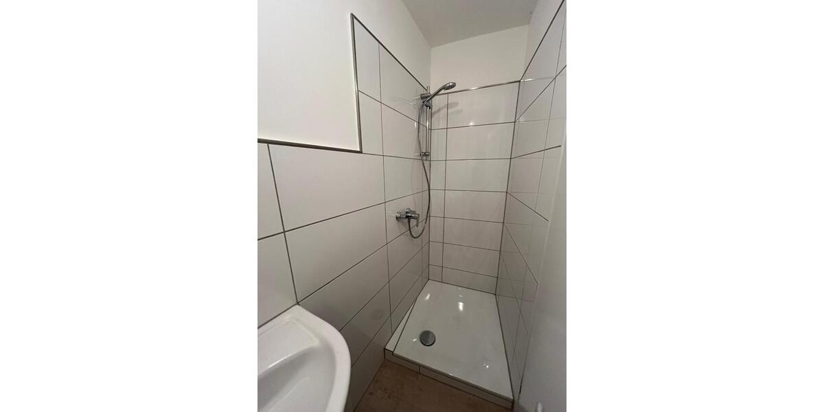 Erdgeschoßwohnung Essen Stadtbezirk II - 1 Zimmer, 40 m&sup2;, 550&euro; | Angebot:25714471