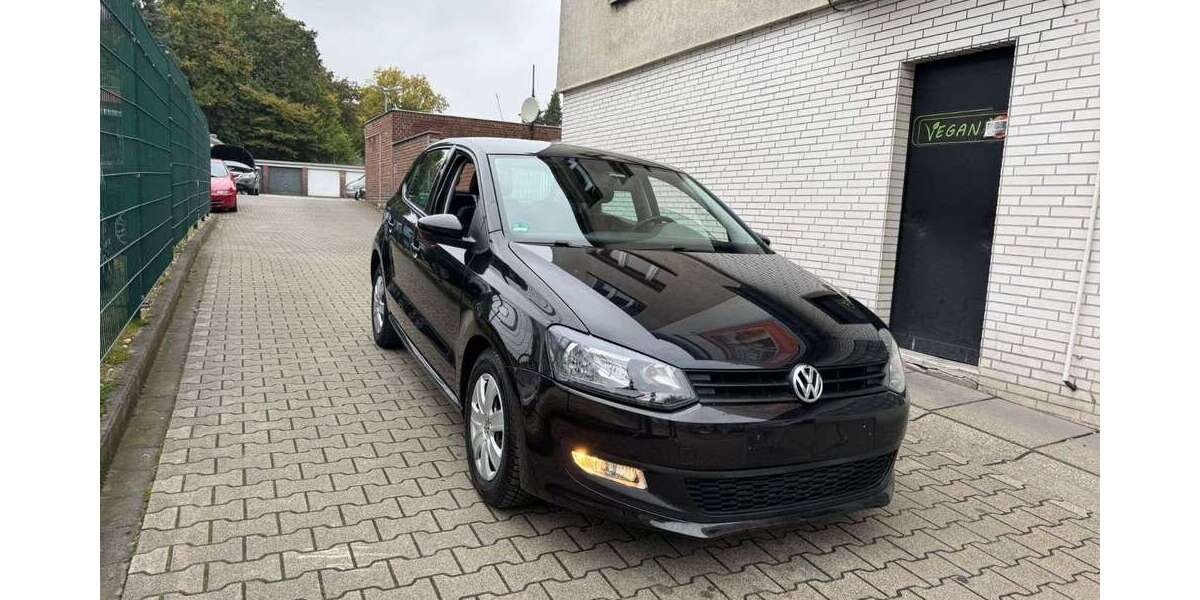 VW Polo 99.000 km 5.000 &euro; Essen 45143