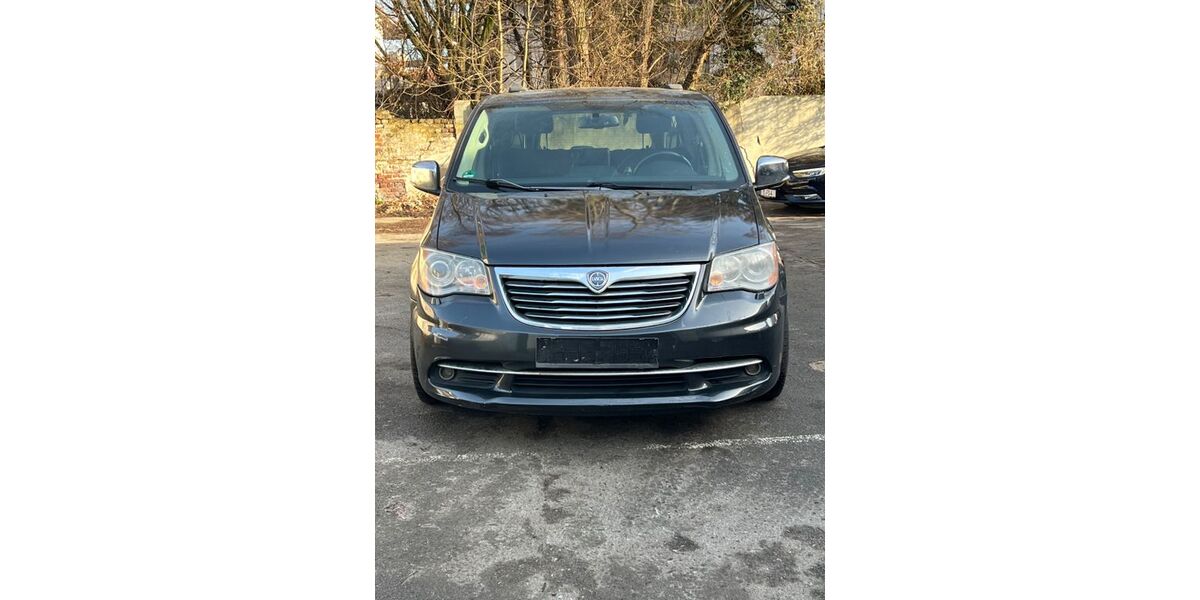 Lancia Voyager 278.000 km 4.900 &euro; Essen 45327