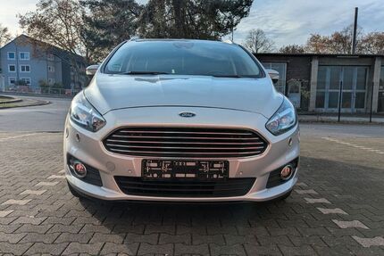 Ford S-Max 135.000 km 13.450 &euro; essen 45145