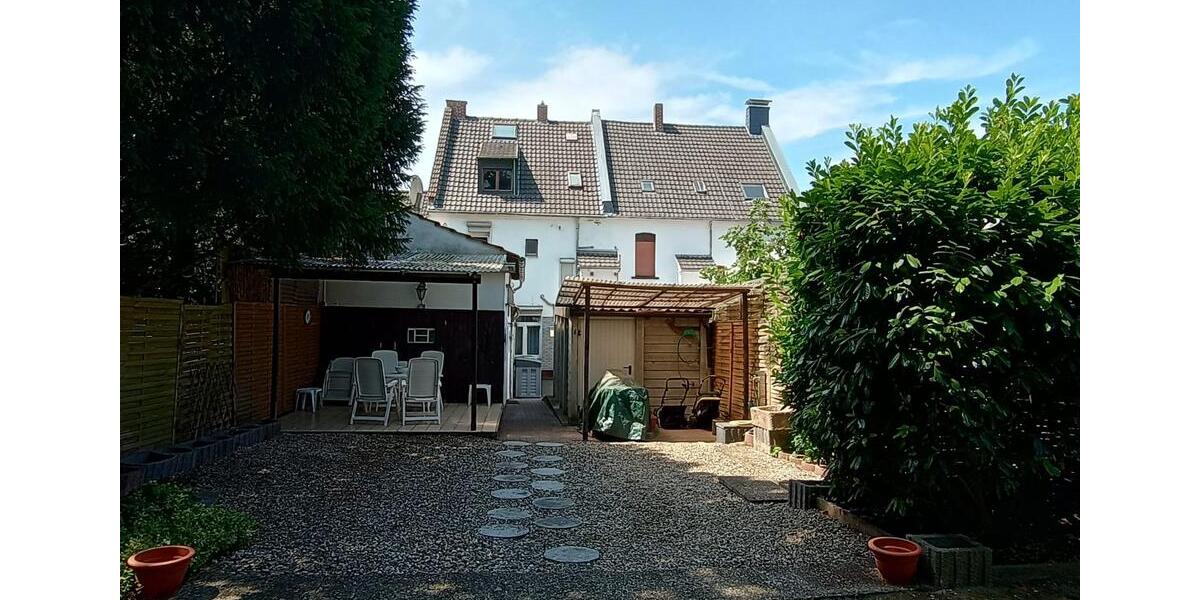 Reihenhaus Voerde (Niederrhein) - 7 Zimmer, 160 m&sup2;, 298.000&euro; | Angebot:27096180