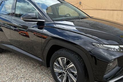 Hyundai TUCSON 95.000 km 18.600 &euro; Wesel 46485