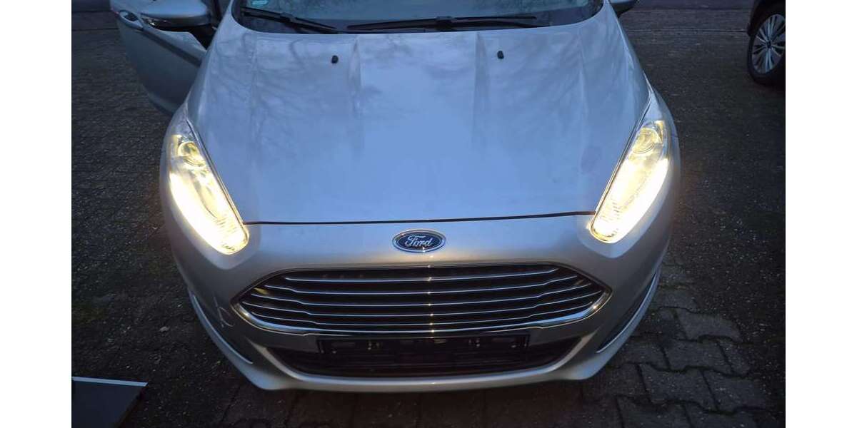 Ford Fiesta 27.900 km 9.000 &euro; Wesel 46483