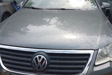 VW Passat 243.230 km 550 &euro; Essen 45326