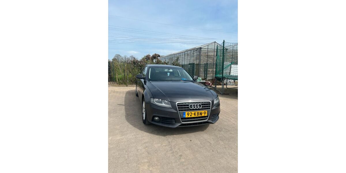 Audi A4 240.500 km 4.200 &euro; kerken 47647