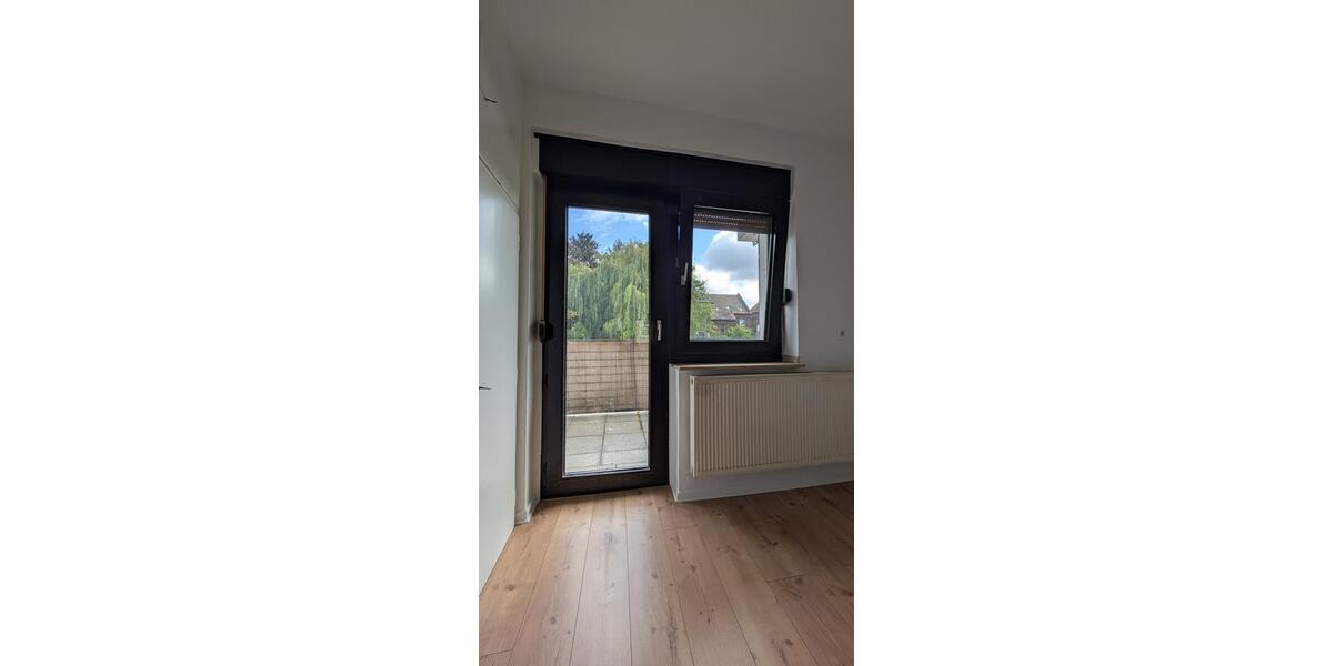 Etagenwohnung Gelsenkirchen Gelsenkirchen-Mitte - 3 Zimmer, 75 m&sup2;, 600&euro; | Angebot:25978472