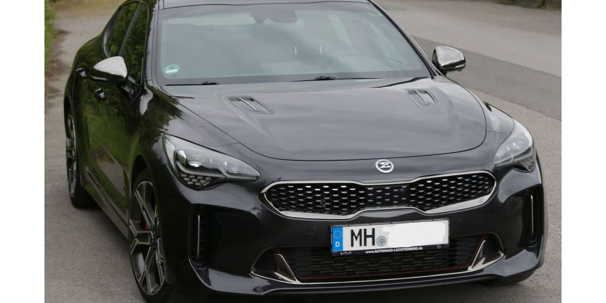 Kia Stinger 96.240 km 26.349 &euro; Mülheim 45481