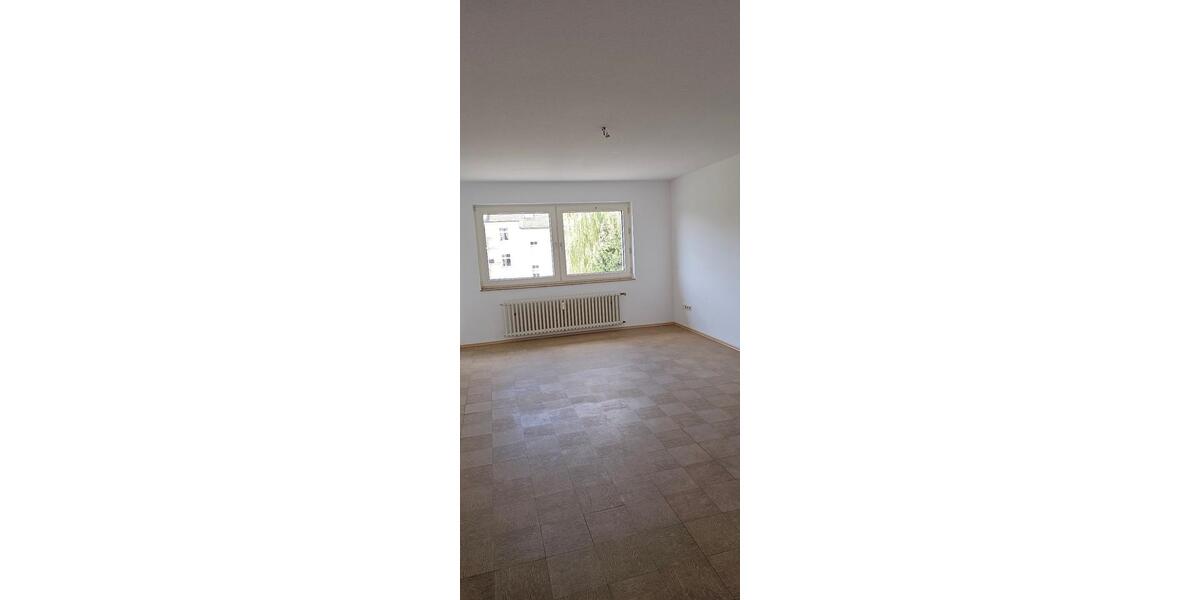 Dachgeschoßwohnung Gelsenkirchen Erle - 3.5 Zimmer, 71 m&sup2;, 367&euro; | Angebot:17052818