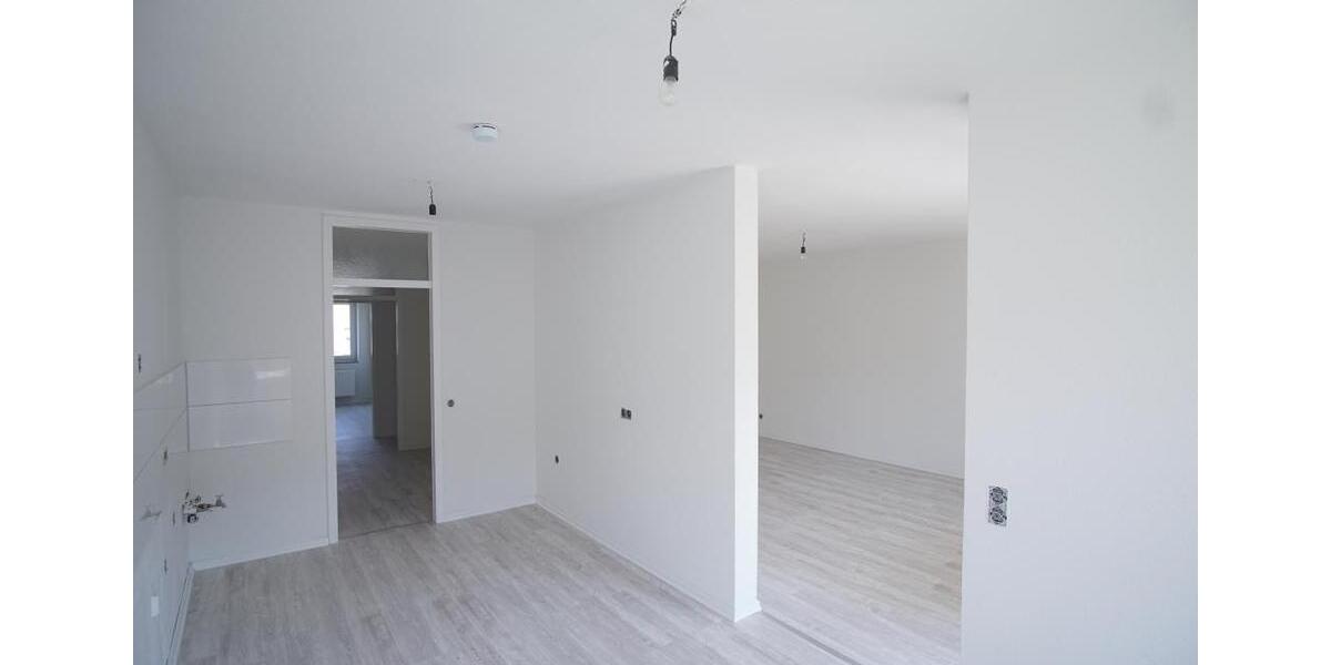 Etagenwohnung Essen Stadtbezirk VI - 3 Zimmer, 81 m&sup2;, 699&euro; | Angebot:25373770