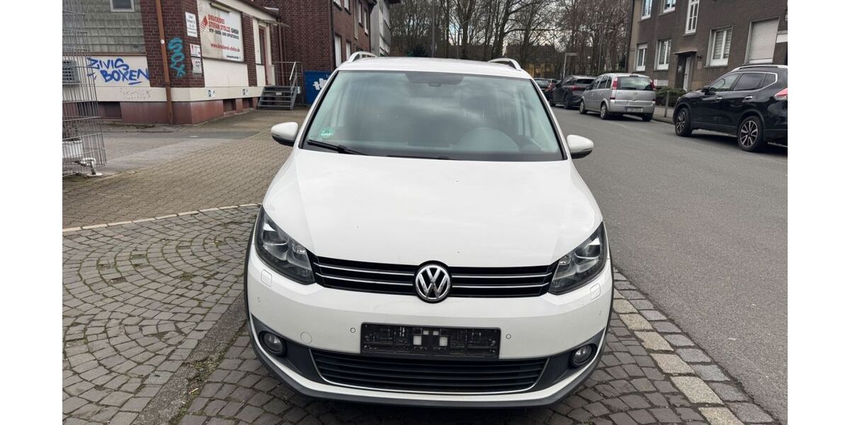 VW Touran 195.000 km 7.699 &euro; Gelsenkirchen 45879