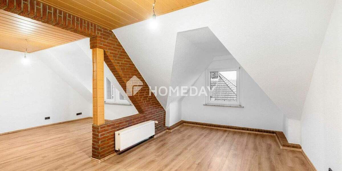 Etagenwohnung Duisburg Marxloh - 3 Zimmer, 106 m&sup2;, 99.000&euro; | Angebot:25688374