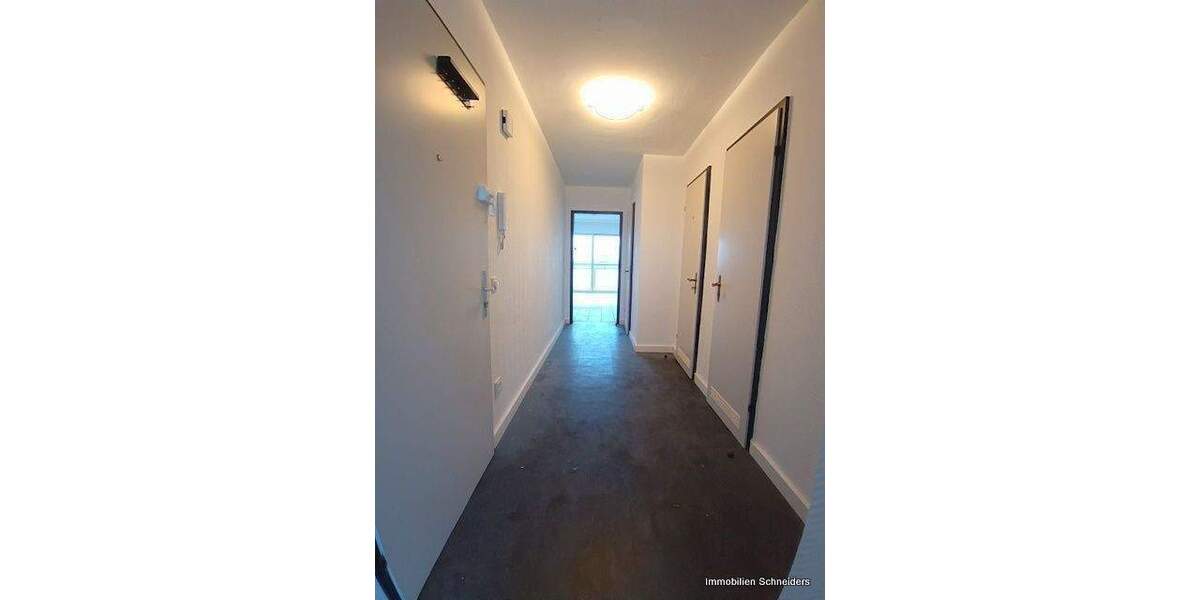 Etagenwohnung Krefeld Cracau - 2 Zimmer, 64 m&sup2;, 580&euro; | Angebot:26244441