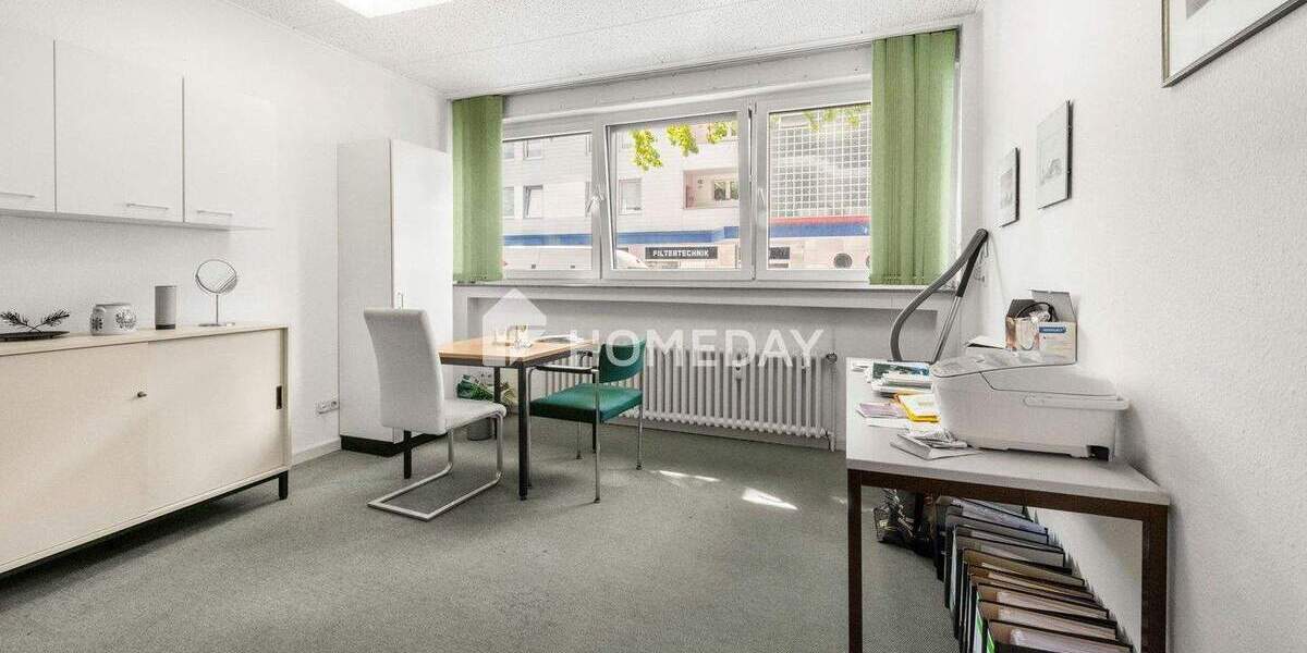 Etagenwohnung Duisburg Ruhrort - 7 Zimmer, 200 m&sup2;, 200.000&euro; | Angebot:25688347