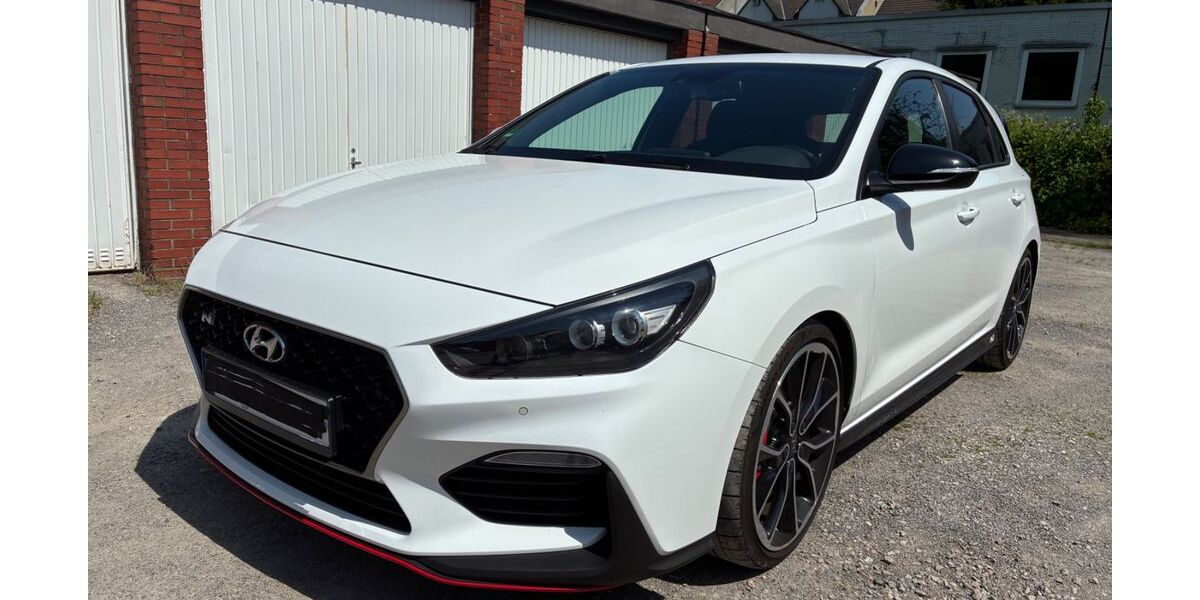 Hyundai i30 127.500 km 17.300 &euro; Gelsenkirchen 45879