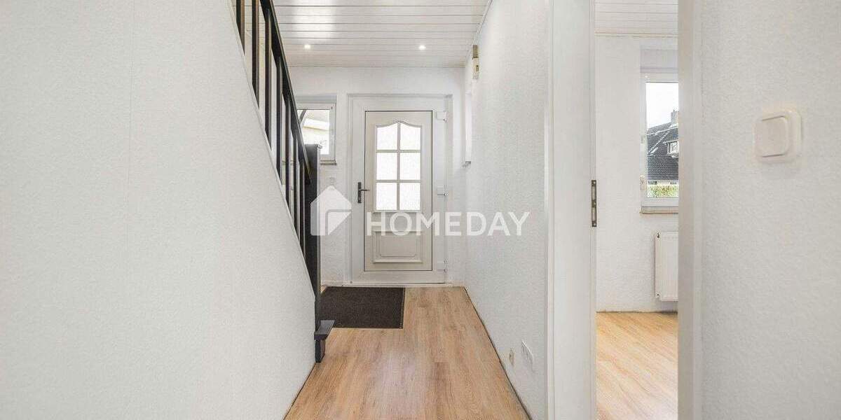 Reihenmittelhaus Bottrop Eigen - 3 Zimmer, 91 m&sup2;, 279.000&euro; | Angebot:25737657