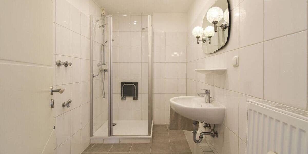 Etagenwohnung Duisburg Hochheide - 2 Zimmer, 58 m&sup2;, 94.000&euro; | Angebot:26119020