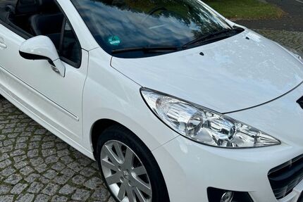 Peugeot 207 107.000 km 5.950 &euro; Mülheim an der Ruhr 45476