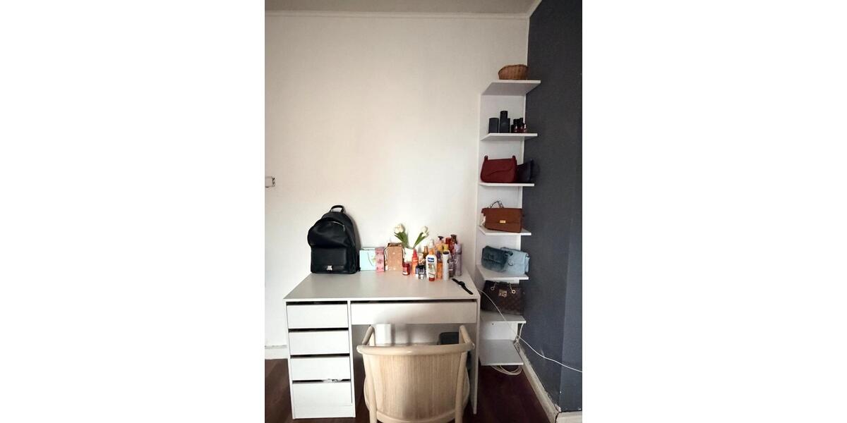 Etagenwohnung Duisburg Duisburg-Mitte - 2 Zimmer, 20 m&sup2;, 600&euro; | Angebot:25967574
