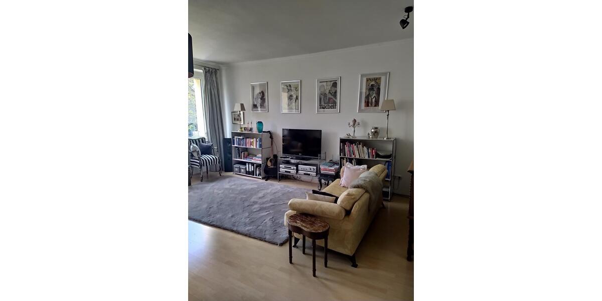 Etagenwohnung Krefeld - 3 Zimmer, 112 m&sup2;, 880&euro; | Angebot:26272589