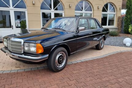 Mercedes-Benz 280 67.500 km 22.900 &euro; Dinslaken 46539