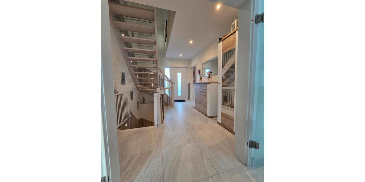 Einfamilienhaus Rheinberg - 5 Zimmer, 196 m&sup2;, 790.000&euro; | Angebot:23663712