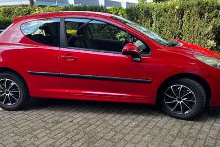 Peugeot 207 145.395 km 1.895 &euro; Gelsenkirchen 45892