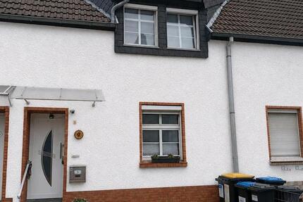 Haus Duisburg Rheinhausen - 4 Zimmer, 100 m&sup2;, 255.000&euro; | Angebot:27096478