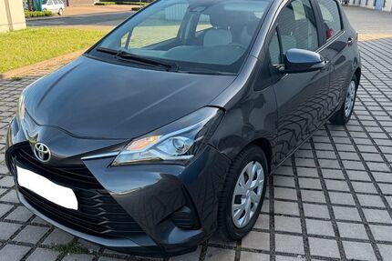Toyota Yaris 45.700 km 8.990 &euro; Essen 45329
