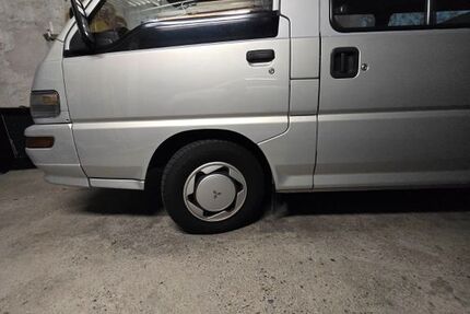 Mitsubishi L300 203.000 km 8.500 &euro; Krefeld 47803