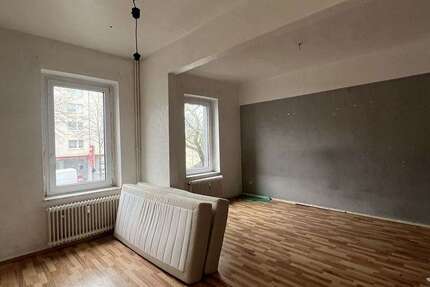 Wohnung Duisburg Duisburg-Mitte - 2.5 Zimmer, 74 m&sup2;, 450&euro; | Angebot:26086616