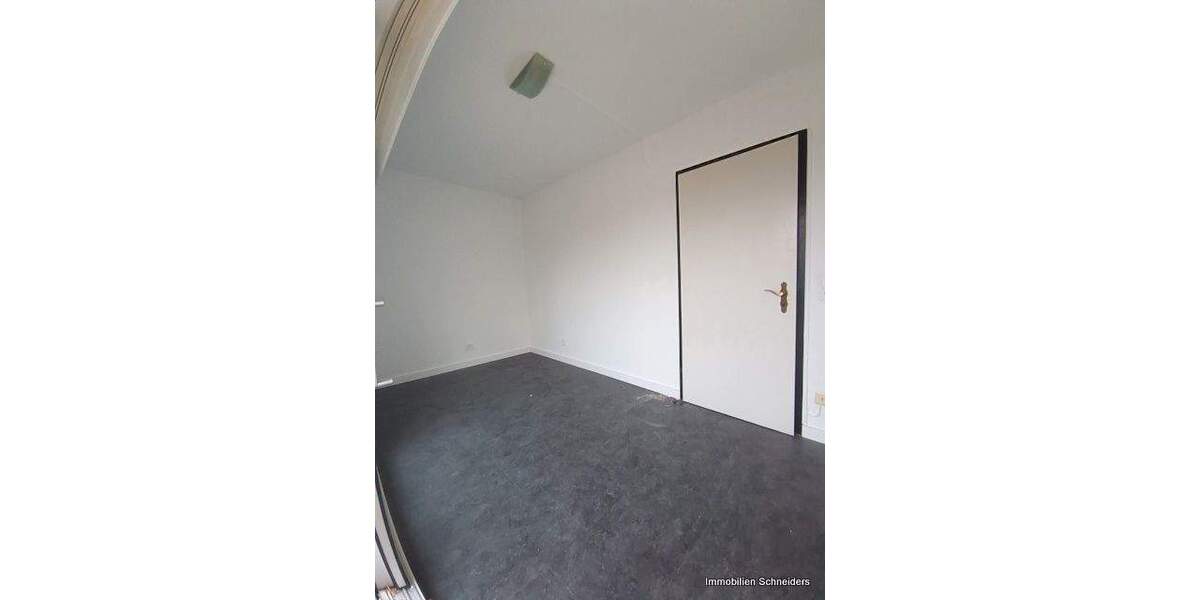 Etagenwohnung Krefeld Cracau - 2 Zimmer, 64 m&sup2;, 580&euro; | Angebot:26244441