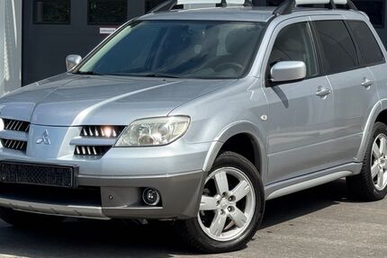 Mitsubishi Outlander 171.316 km 4.950 &euro; Krefeld 47804