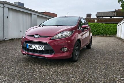 Ford Fiesta 251.000 km 2.200 &euro; Mülheim an der Ruhr 45472