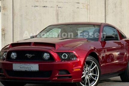 Ford Mustang 64.254 km 26.490 &euro; Essen 45141