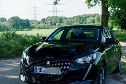 Peugeot 208 19.650 km 14.100 &euro; Herten 45699