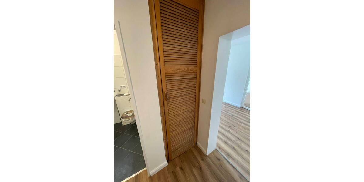 Etagenwohnung Duisburg Hochheide - 2 Zimmer, 68 m&sup2;, 589&euro; | Angebot:26799423
