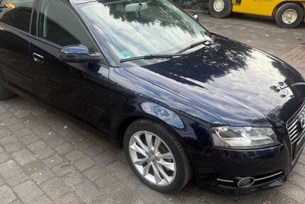 Audi A3 281.221 km 4.990 &euro; Neukirchen-Vluyn 47506