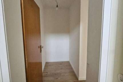 Wohnung Moers Hochstraß - 2 Zimmer, 48 m&sup2;, 455&euro; | Angebot:25997238