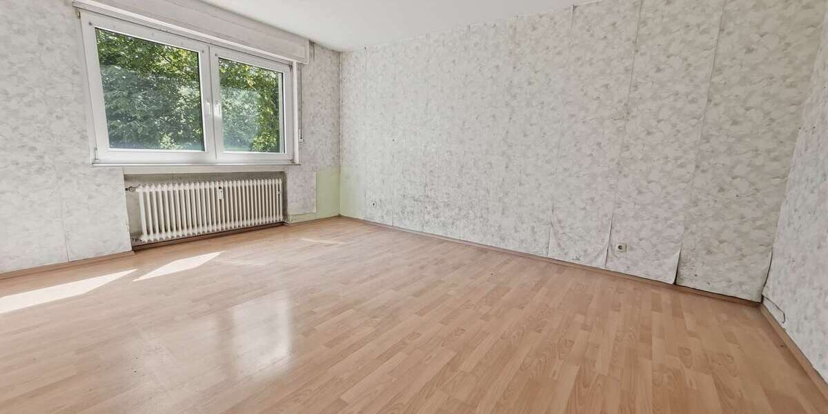 Etagenwohnung Dinslaken Hiesfeld - 3 Zimmer, 76 m&sup2;, 600&euro; | Angebot:26768954