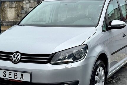 VW Touran 121.000 km 8.999 &euro; Marl 45772