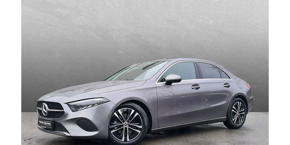 Mercedes-Benz A 200 18.796 km 30.950 &euro; Dinslaken 46535