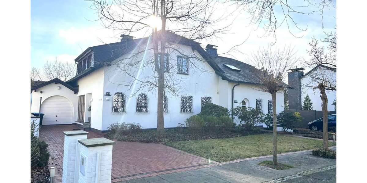 Einfamilienhaus Duisburg Großenbaum - 7 Zimmer, 300 m&sup2;, 1.350.000&euro; | Angebot:25155883