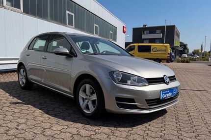 VW Golf 83.000 km 8.990 &euro; Moers 47441
