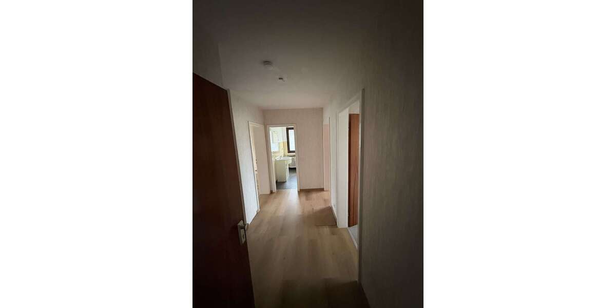Etagenwohnung Essen Stadtbezirk VII - 3 Zimmer, 66 m&sup2;, 530&euro; | Angebot:25367339