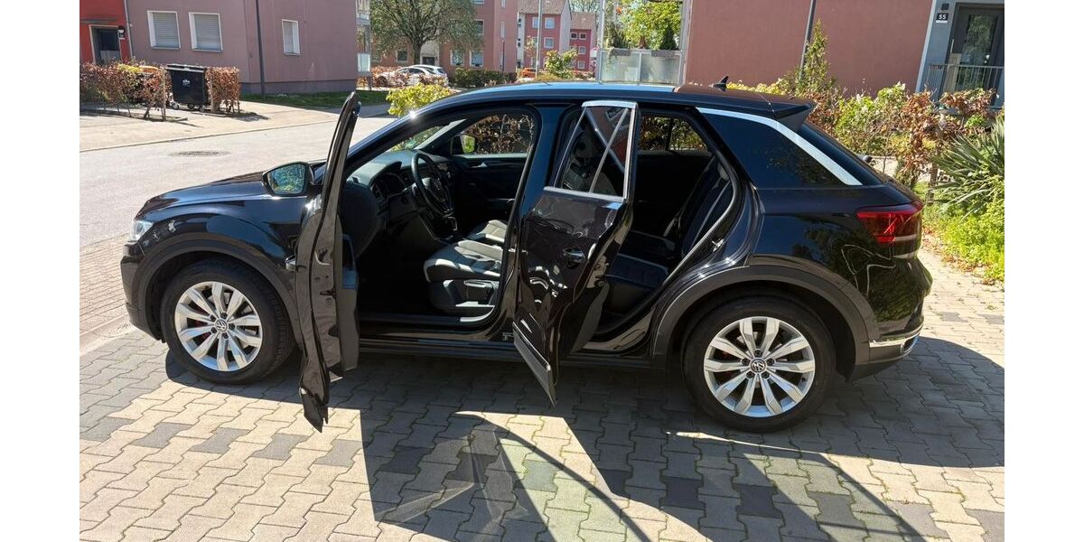 VW T-Roc 130.000 km 18.300 &euro; Essen 45329