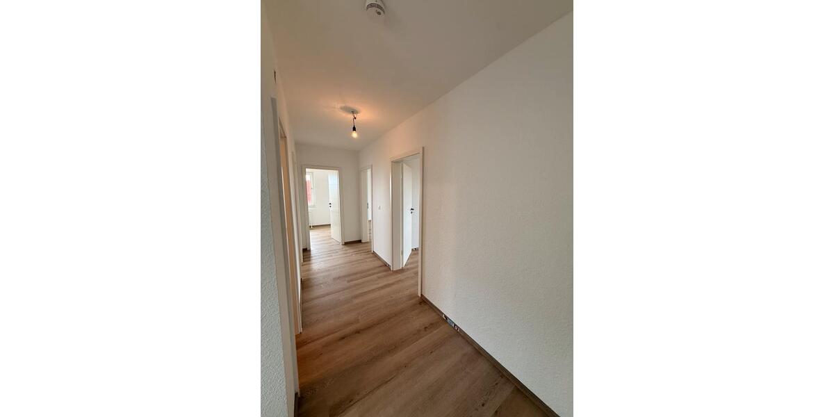 Etagenwohnung Krefeld Gartenstadt - 2 Zimmer, 68 m&sup2;, 870&euro; | Angebot:25943403