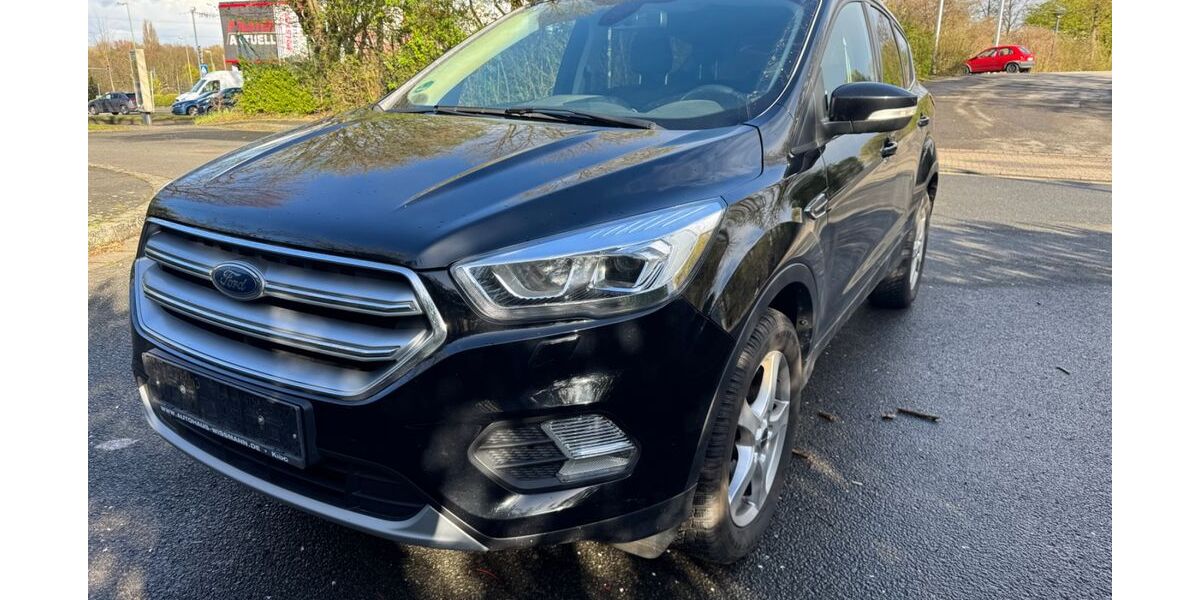 Ford Kuga 109.000 km 9.300 &euro; Essen 45147