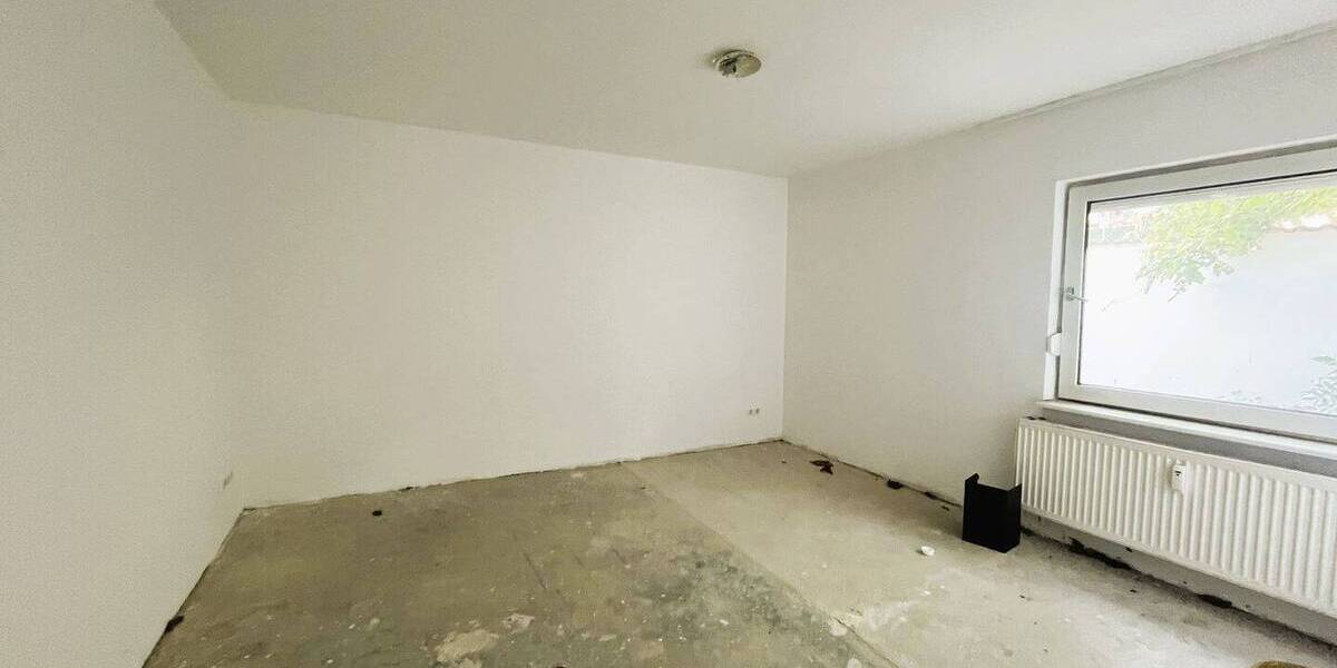 Etagenwohnung Mülheim an der Ruhr Styrum - 4 Zimmer, 164 m&sup2;, 180.000&euro; | Angebot:25747663