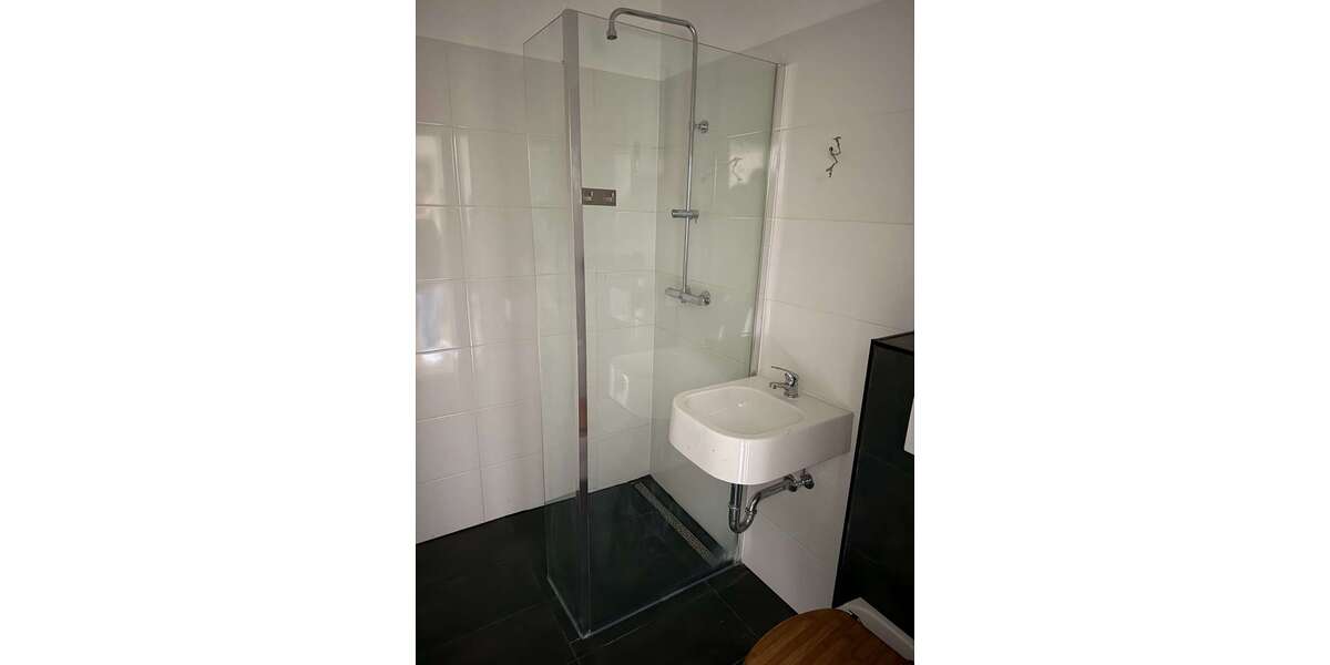 Etagenwohnung Duisburg Mittelmeiderich - 3 Zimmer, 61 m&sup2;, 500&euro; | Angebot:26237926