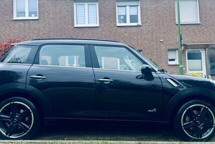 Mini Countryman S (Cooper) 98.400 km 7.900 &euro; Essen 45307